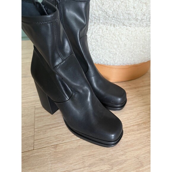 Steve Madden Women Oppal Black Vegan Leather Retro Square Boots size 9.5 - Picture 3 of 5